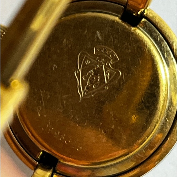 GUCCI 11/12.2 interchangeable bezels with 6 of them. - Picture 12 of 14